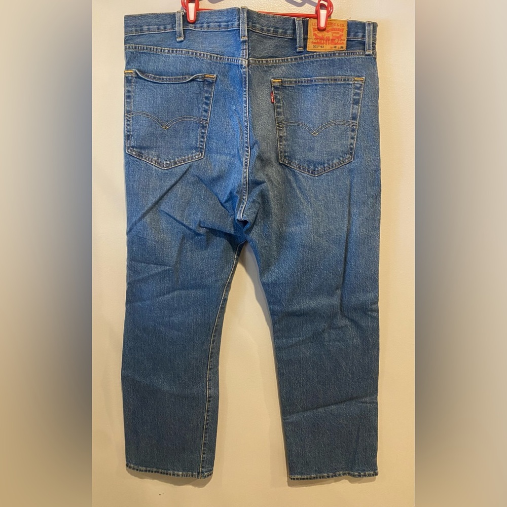 Levi's 501 '93 Men's Jeans Blue 40x30 Stone Button Fly Distressed Light Wash - Picture 3 of 10